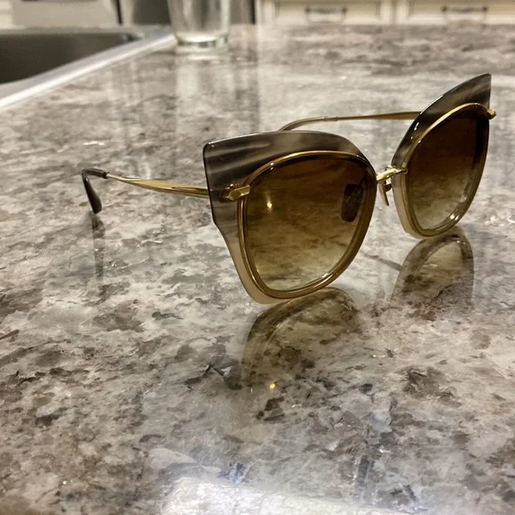 Dita Stormy Women’s Sunglasses - Picture 10 of 12